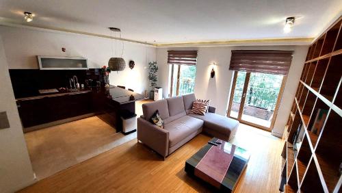 Luxury PRIMA Apartment City Nowy Świat — 4-Star Luxury Hotel in Warsaw, Poland
