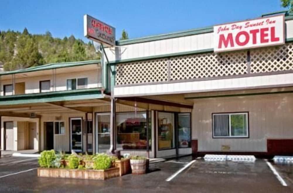 Sunset Inn John Day - photo 40