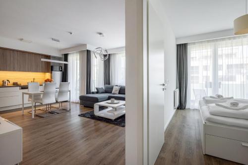 Corvex Apartment with balcony — 4-Star Luxury Hotel in Budapest, Hungary