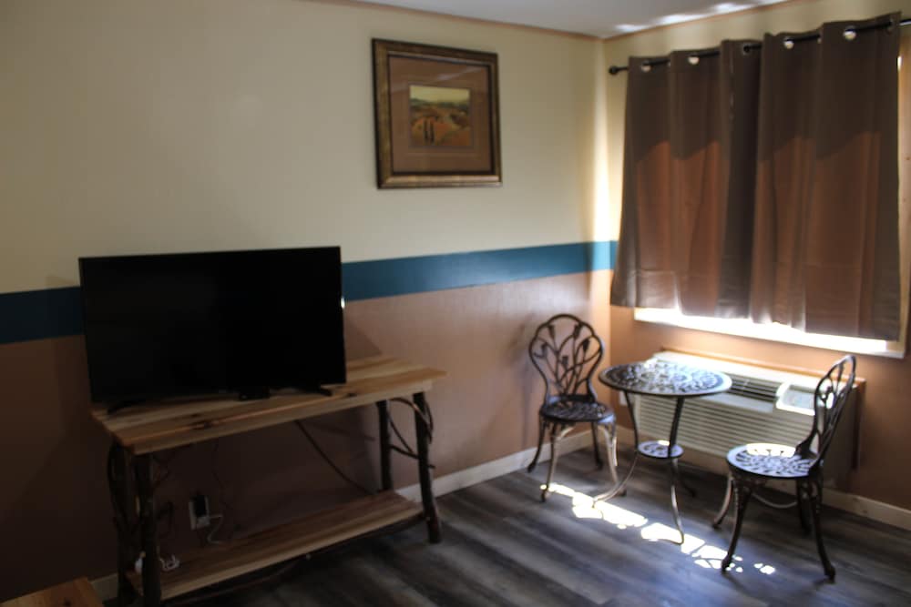 Lockview Motel - photo 19