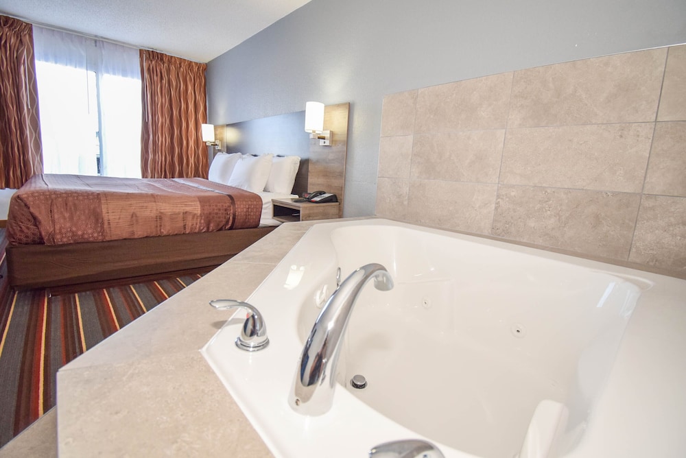 Quality Inn & Suites Sulphur Springs - photo 17