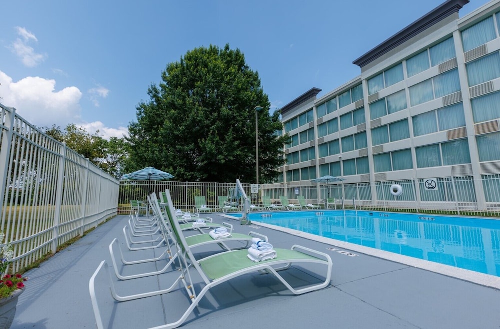 Holiday Inn Weirton Steubenville Area by IHG - photo 43