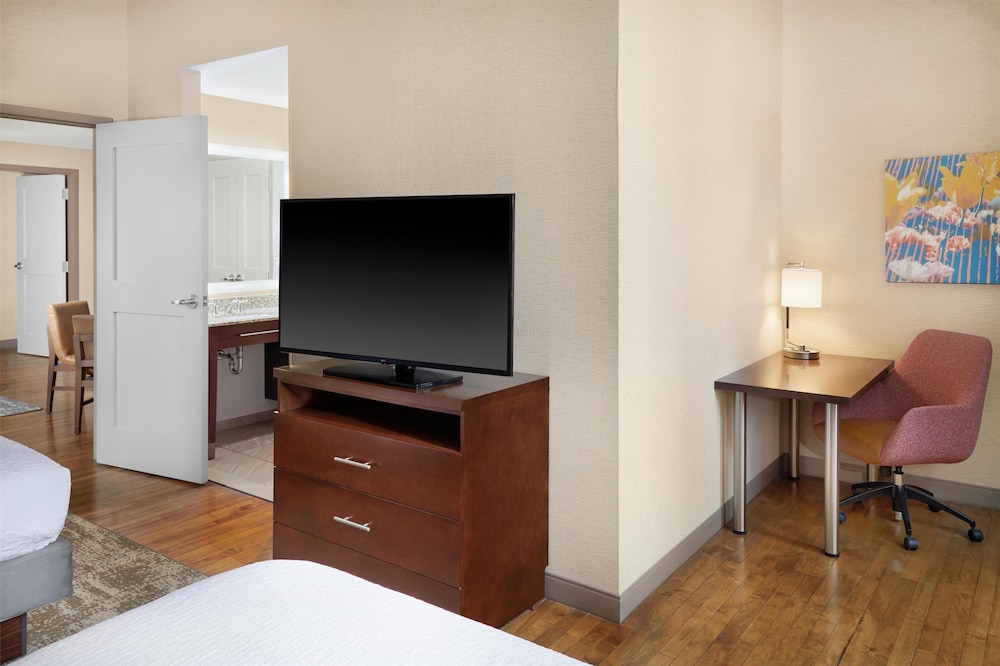 Homewood Suites by Hilton Grand Rapids Downtown - photo 8