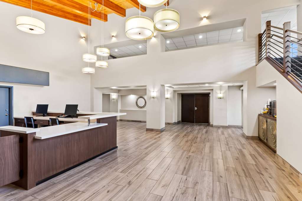 Days Inn & Suites by Wyndham Mesa Near Phoenix - photo 9
