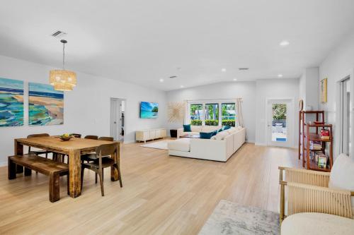 North End Zen in Anna Maria, United States