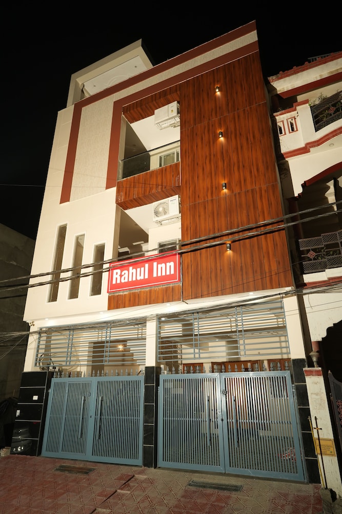Hotel Rahul inn - last minute hotel in Lucknow