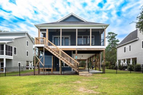 Waterway Haven by Oak Island Accommodations - featured photo