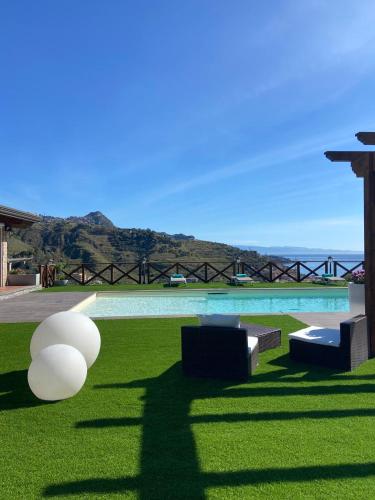 Villa Da Campo — 4-Star Luxury Hotel in Giardini-Naxos, Italy
