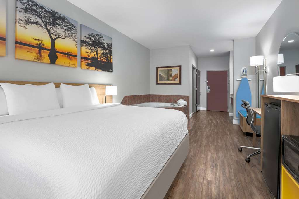 Days Inn & Suites by Wyndham Cabot - photo 23