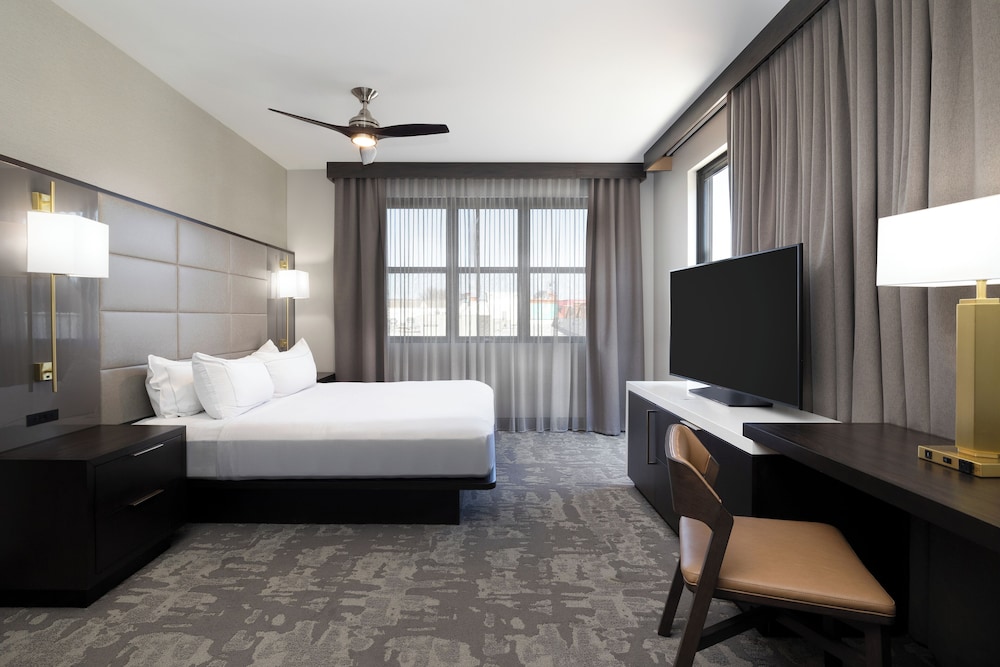 Hilton Promenade at Branson Landing - photo 45