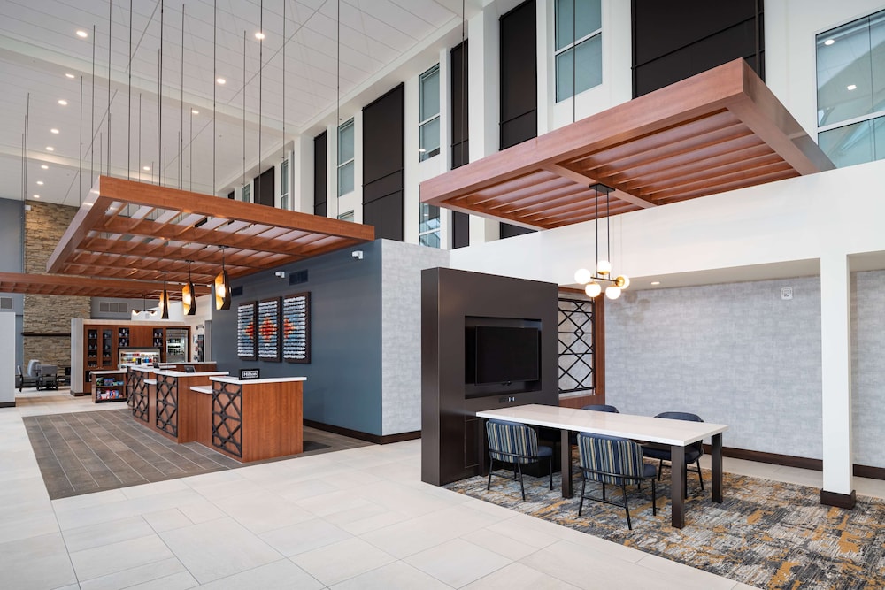 DoubleTree by Hilton Madison East WI - photo 12