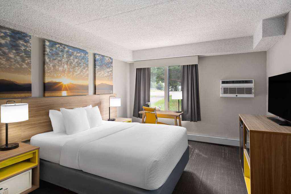 Days Inn & Suites by Wyndham Bozeman - photo 10