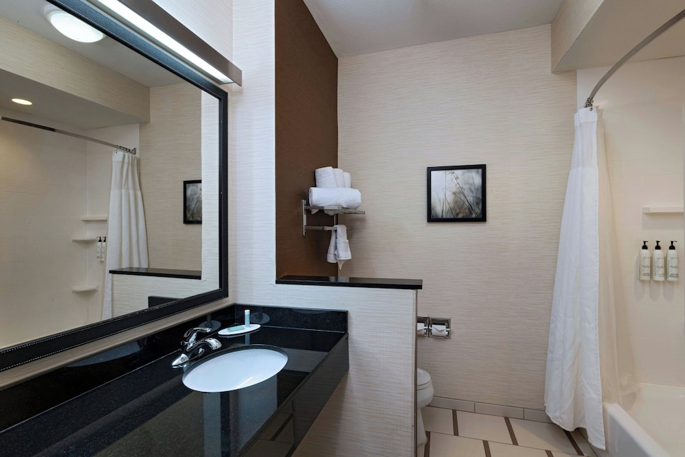 Fairfield Inn & Suites Fredericksburg - photo 27