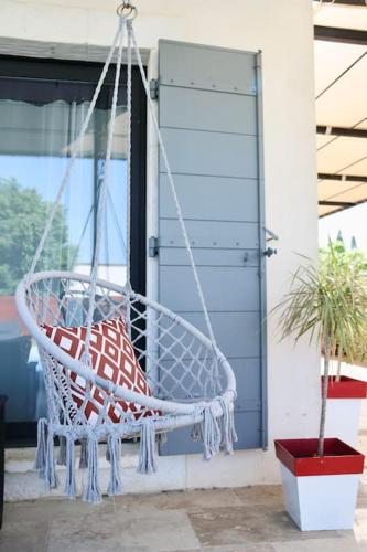 Villa llolan — 4-Star Luxury Hotel in Saint-Remy-De-Provence, France
