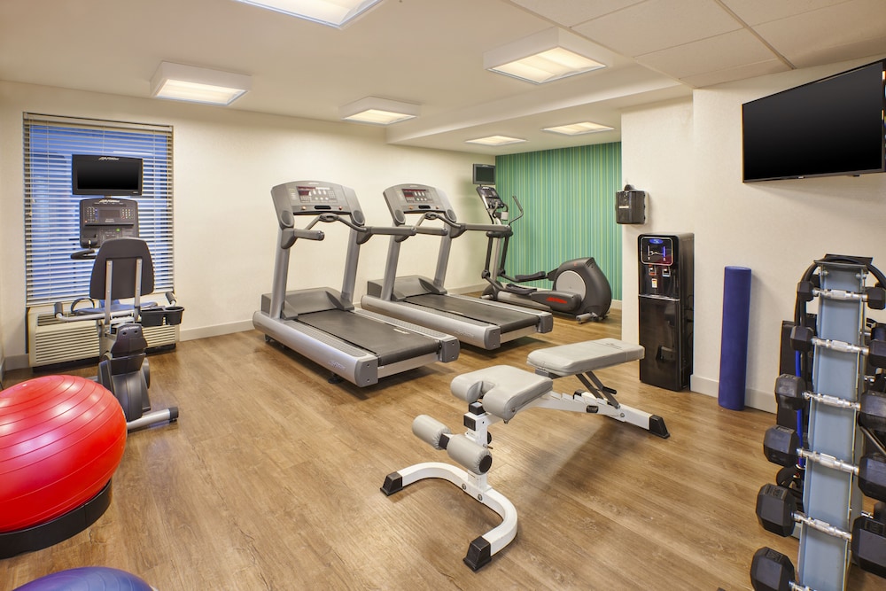 Holiday Inn Express Hotel & Suites Chicago Midway Airport by IHG - photo 17