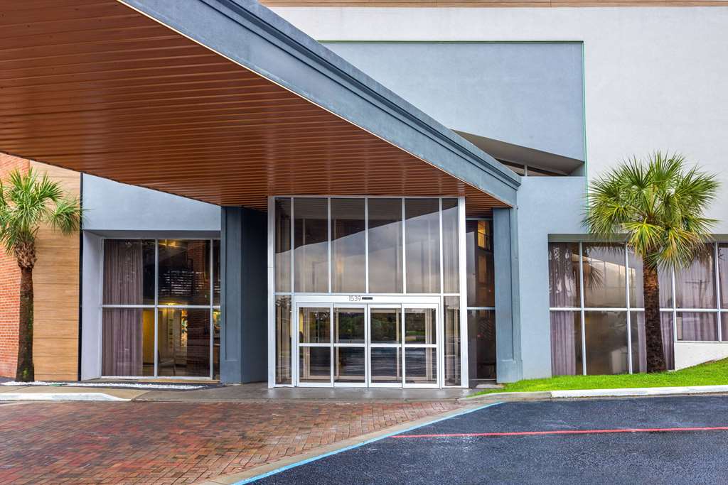 Hawthorn Extended Stay By Wyndham Columbia Ft. Jackson - photo 4
