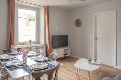 Nouveau L’univers Jardin Partage Barbecue in Niederbronn-Les-Bains, France