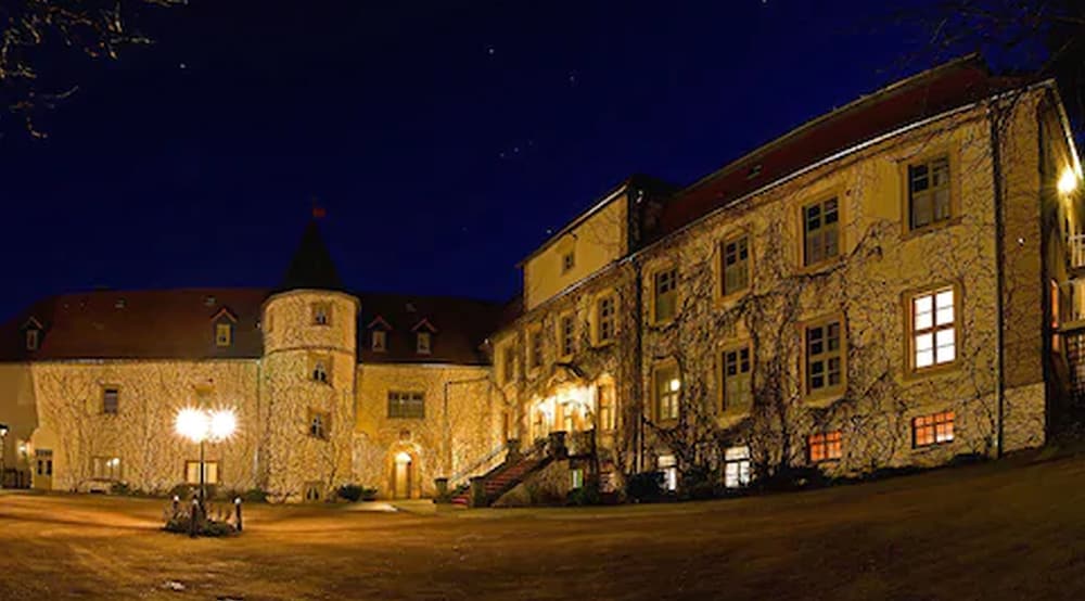Stadtschloss Hecklingen — hotel in Hecklingen
