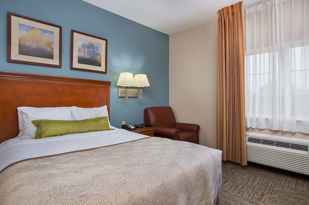 Candlewood Suites Tuscaloosa by IHG - photo 6