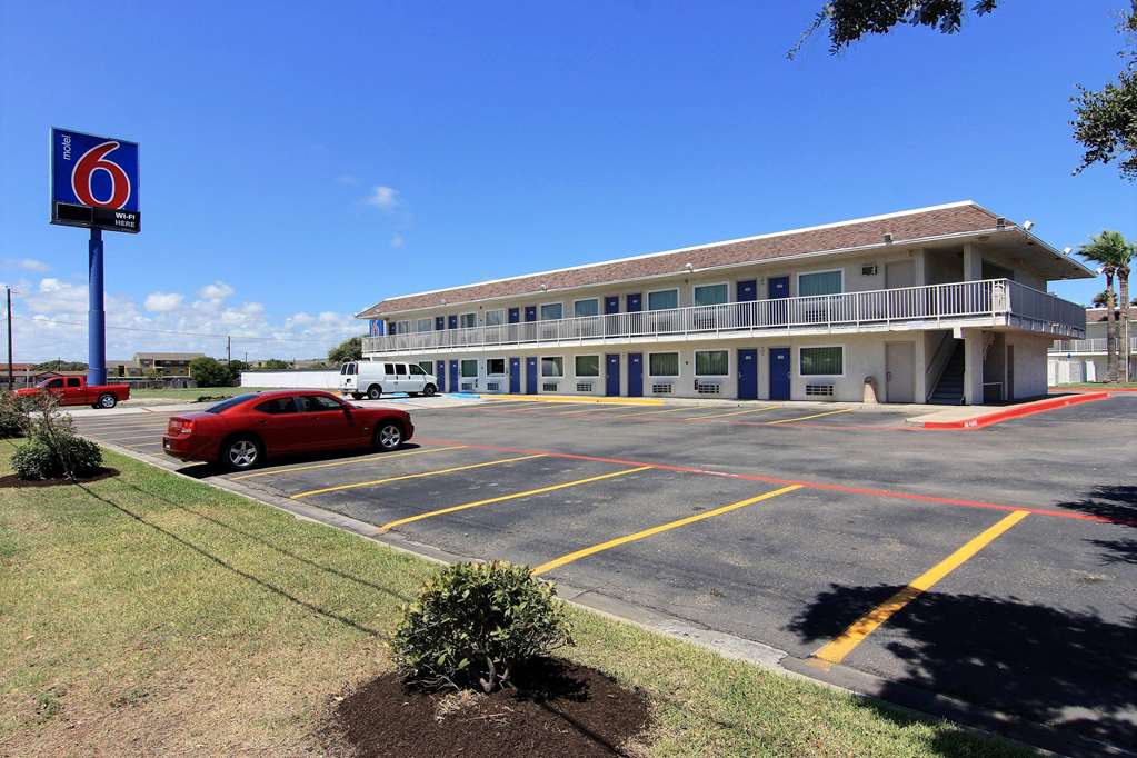 Motel 6 Corpus Christi TX East North Padre Island - photo 3