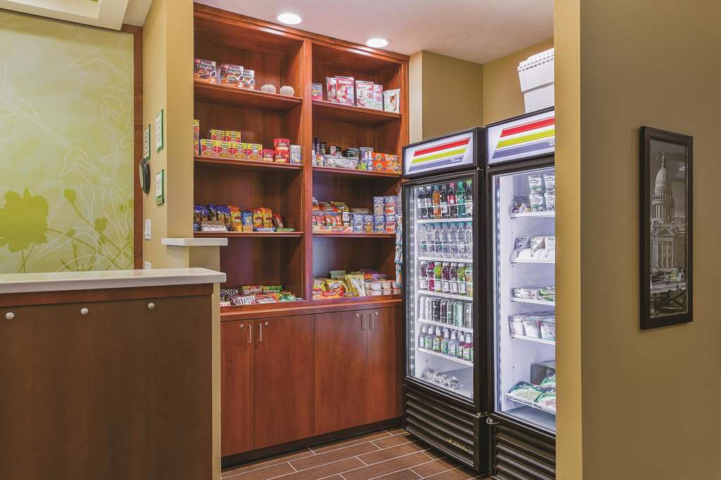 La Quinta Inn & Suites by Wyndham Boise Airport - photo 35