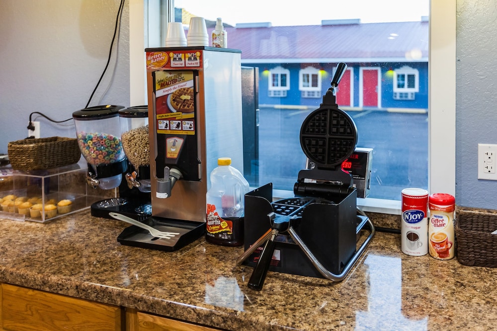 Fort Davis Inn & R.V. Park - photo 3