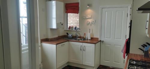 27 Princess Royal 1st Floor 3 bed apartment