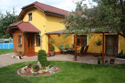 Apartment Benci — 4-Star Luxury Hotel in Jindrichuv Hradec, Czech Republic