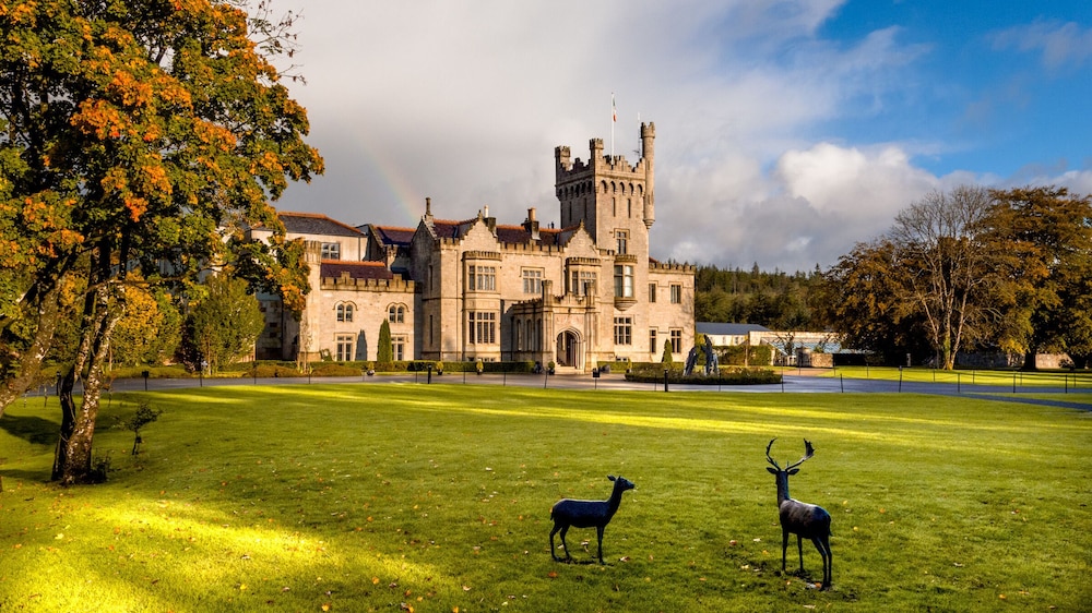 Castell - carbon neutral hotel in Pwllheli