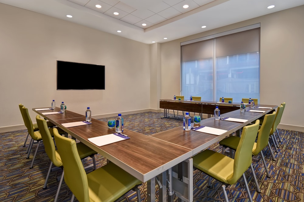 Holiday Inn Express & Suites Galveston Beach by IHG - photo 37