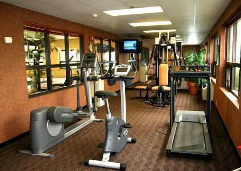 Hampton Inn Seymour - photo 34