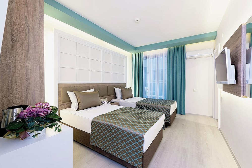 Kleopatra Life Hotel & SPA — Alanya — photo 4