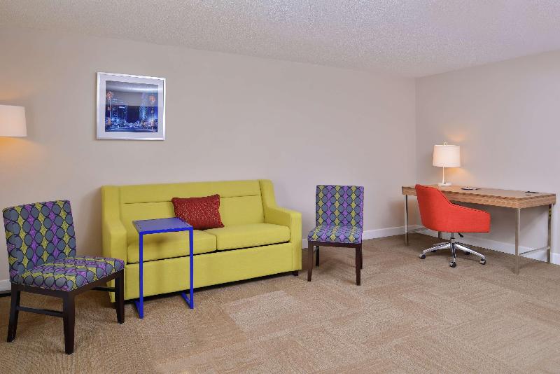 Hampton Inn Greensboro East - photo 73