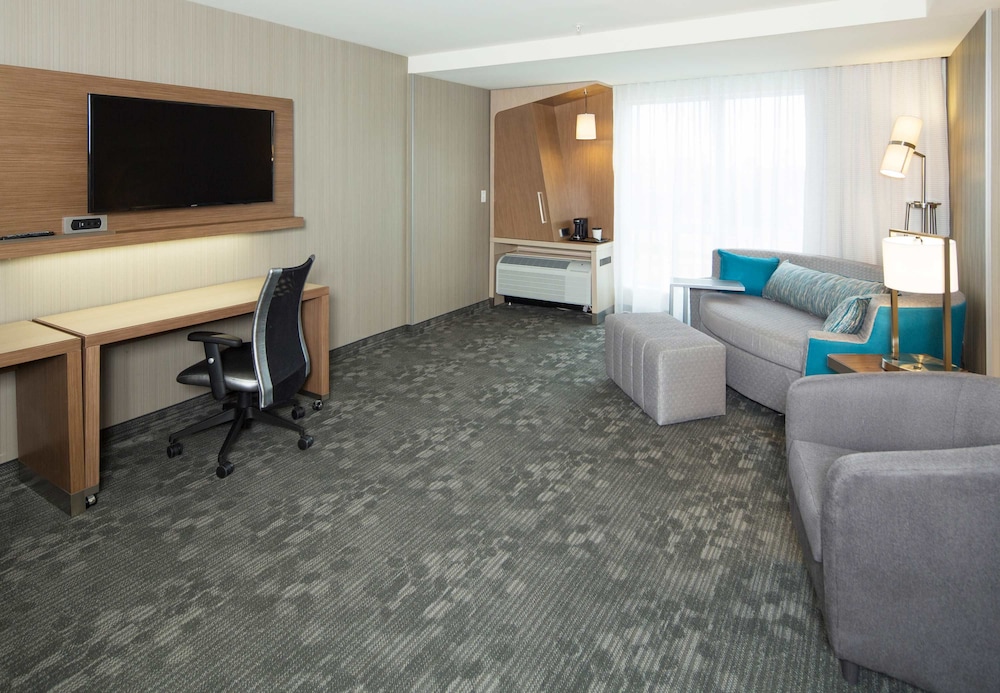 Courtyard by Marriott Dallas Midlothian Midlothian Conf Ctr - photo 6