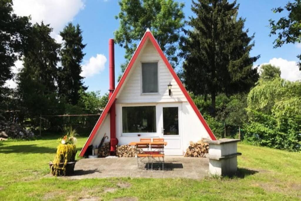 Matilda II lovely Matilda — 4-Star Luxury Hotel in Wesenberg, Germany