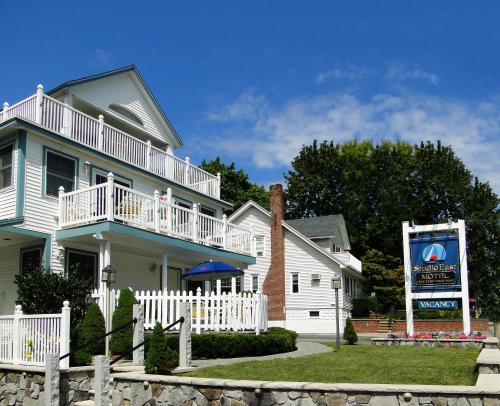 Studio East Motel - photo 24