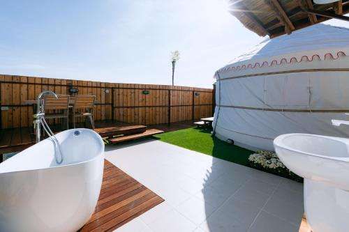 Oasis Yurt Villa Oasis Yurt Villa — 5-Star Luxury Hotel in Mae Suai, Thailand