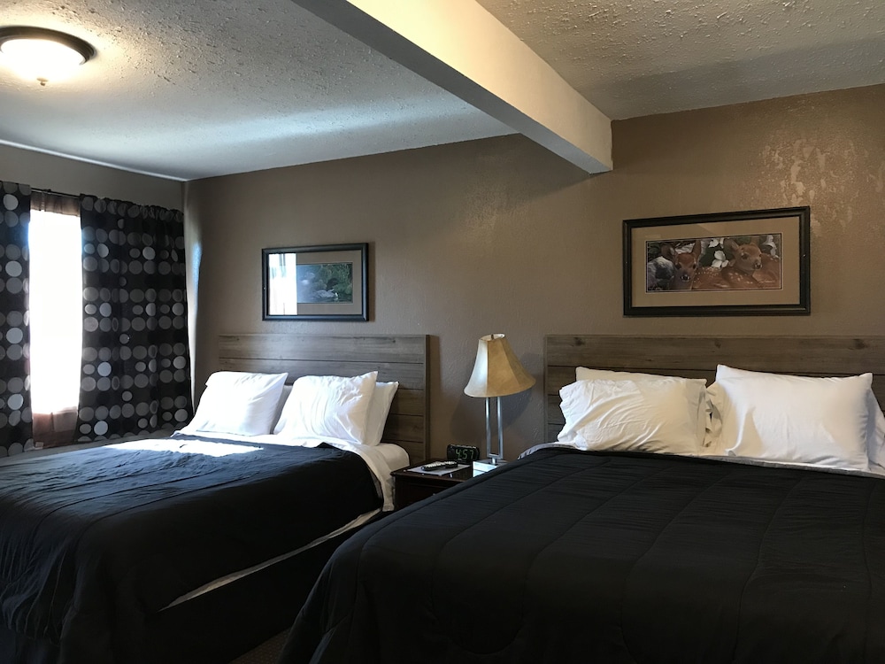 Pullman Motel - photo 12