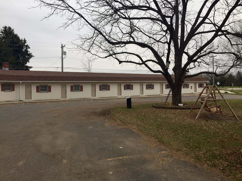 White Valley Motel - photo 13