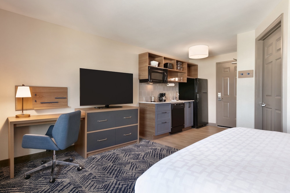Candlewood Suites Asheville Downtown by IHG - photo 7