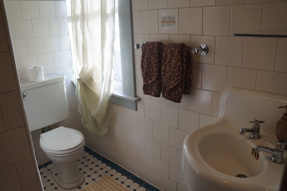 Manoa Valley Inn - photo 26