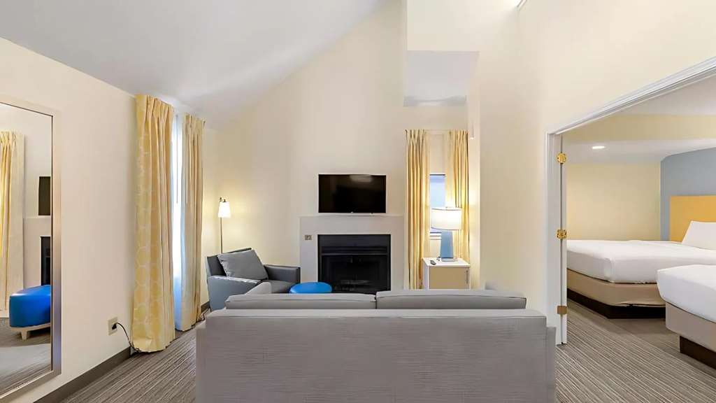 Sonesta ES Suites Cincinnati Sharonville West - photo 19