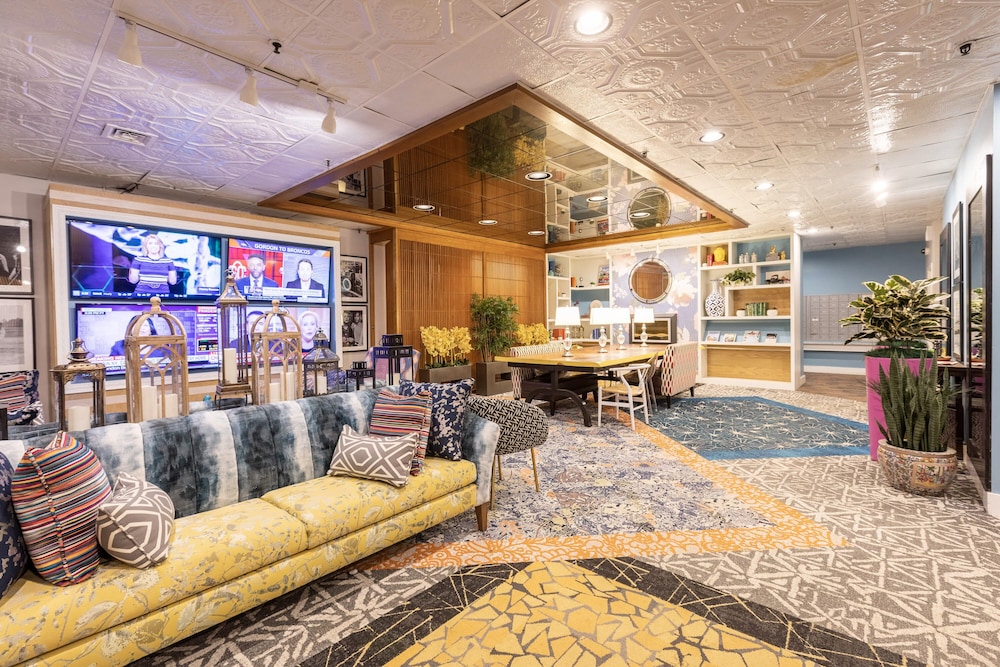 100 Walkscore Grand Circus Condos by Barsala — 4-Star Luxury Hotel in Detroit, United States