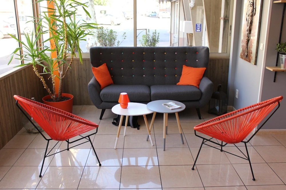 Rev Hotel — Lamalou-Les-Bains — photo 4