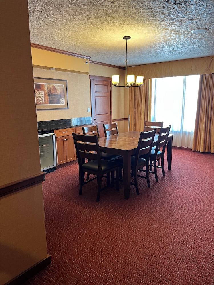Slopeside Hotel A Vail Resorts Property - photo 60