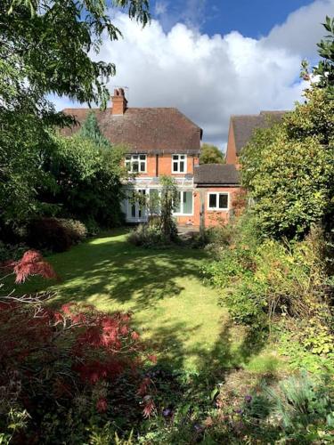 Town House Stratford upon Avon — 4-Star Luxury Hotel in Stratford-Upon-Avon, United Kingdom
