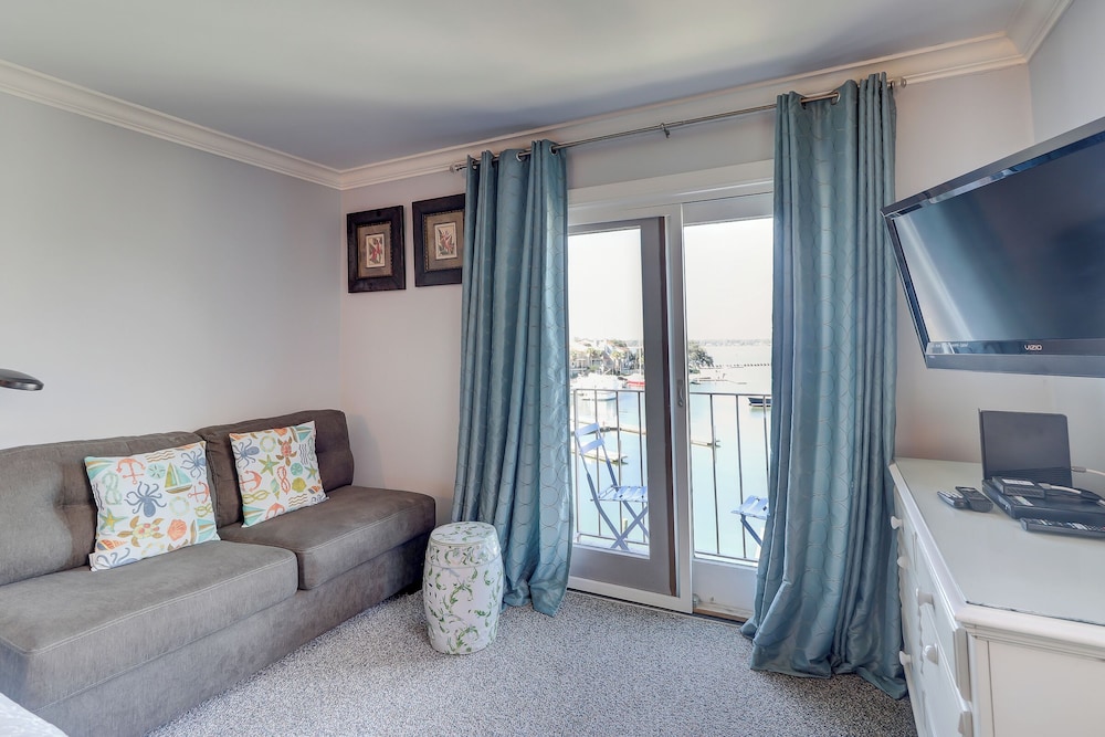 847 Ketch Court at The Sea Pines Resort - photo 5