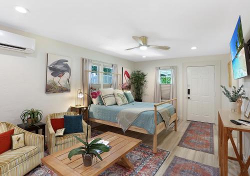 The Poe Stylish Studio In Downtown High Springs 18461082 — High Springs