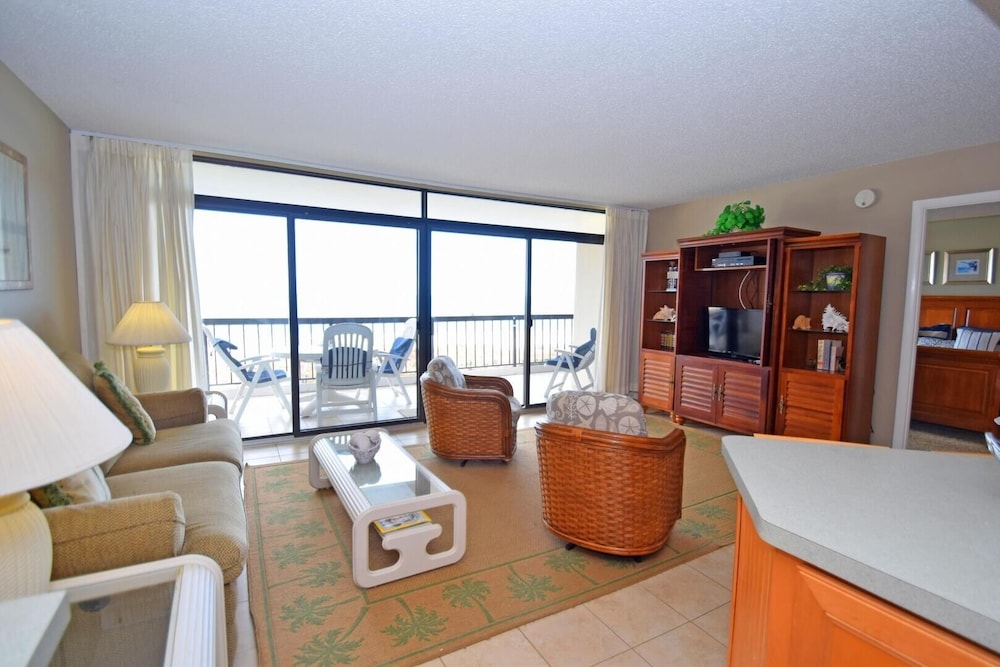 Braemar Towers 412 2 Br Condo - photo 11