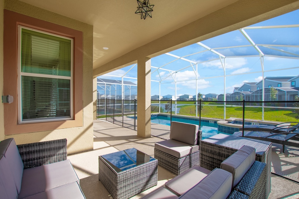 Champions Gate Resort 6 Bdrm Home - photo 35